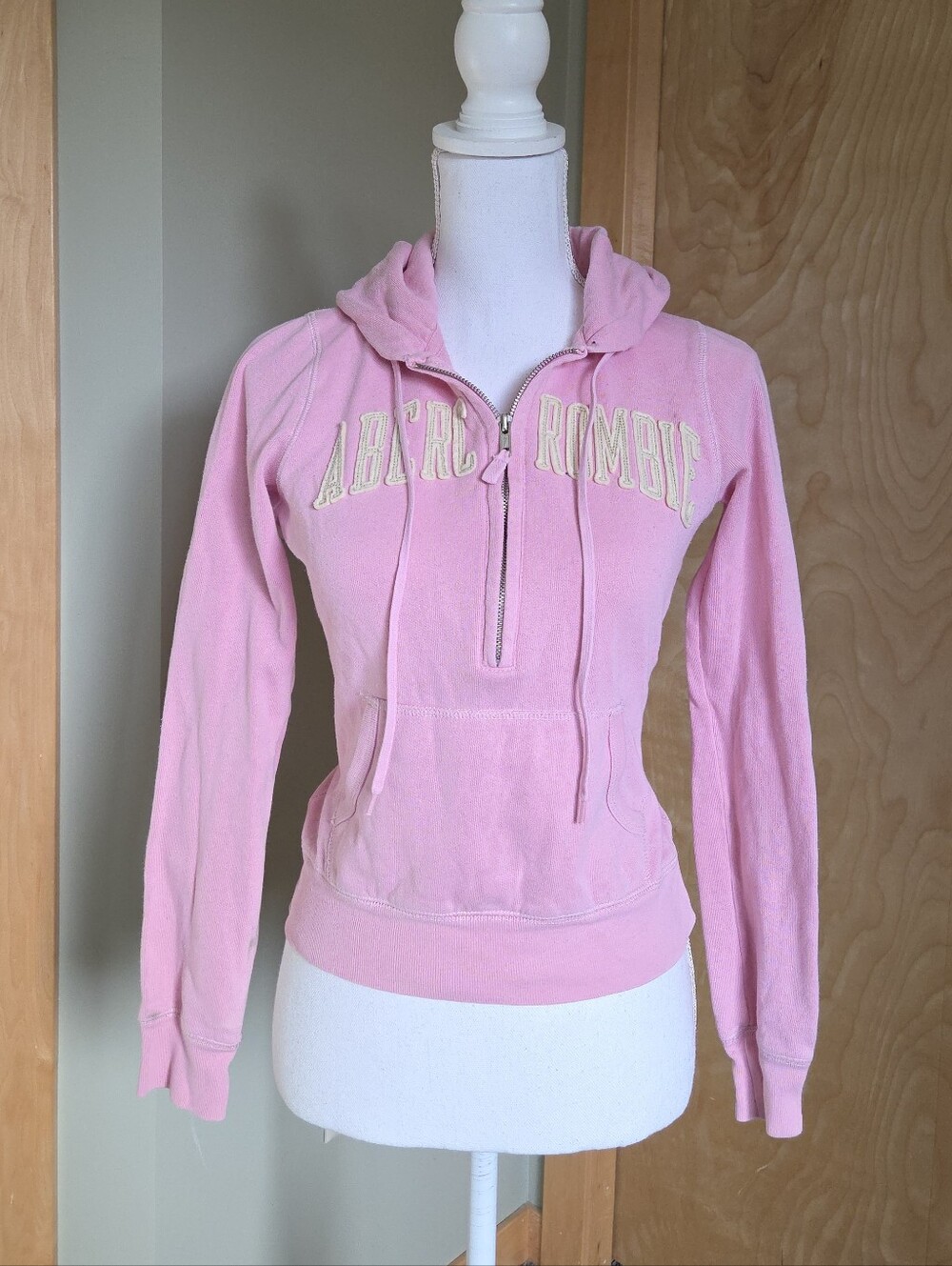 Vintage y2k abercrombie pink half zip hoodie spellout Logo